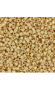 Miyuki delica Beads 11/0 - Opaque pear ab DB-1571